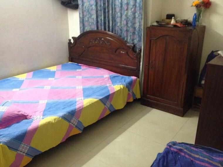 Room, vineet khand Pg For Girls In Vineet Khand 9741955