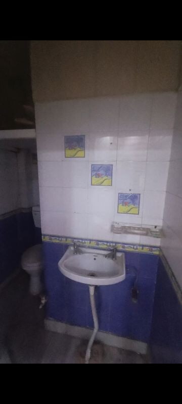 2 BHK Builder Floor For Sale in Rohini Sector 24