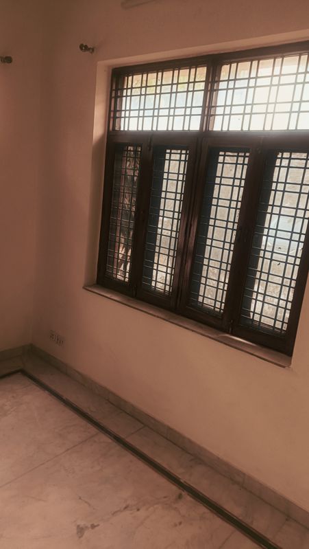 1.5 BHK + Pooja Room Builder Floor For Rent in Choma