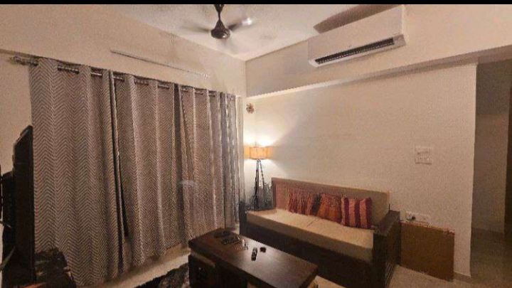 1 BHK + Pooja Room Apartment For Rent in Lodha Amara