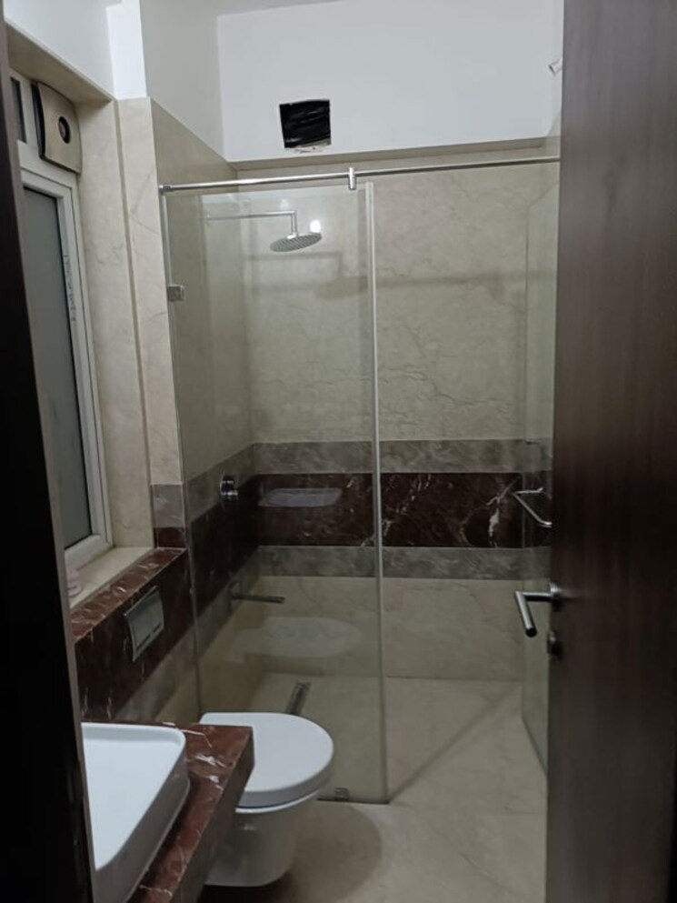 Bathroom, kalpataru-radiance 2 Bedroom 932 Sq.Ft. Apartment In Goregaon West Mumbai 9742066