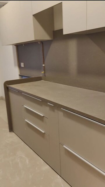 Furnished Amenities in 3 BHK Apartment at Windermere Apartment, Santacruz West – for Rent