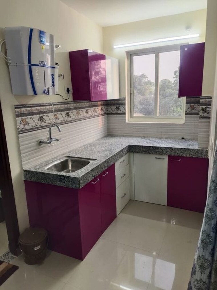 Kitchen, vineet khand Pg For Girls In Vineet Khand 9742246