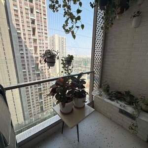 Team Area in 3 BHK Apartment at Lodha Kiara, Kamala Mill – for Rent