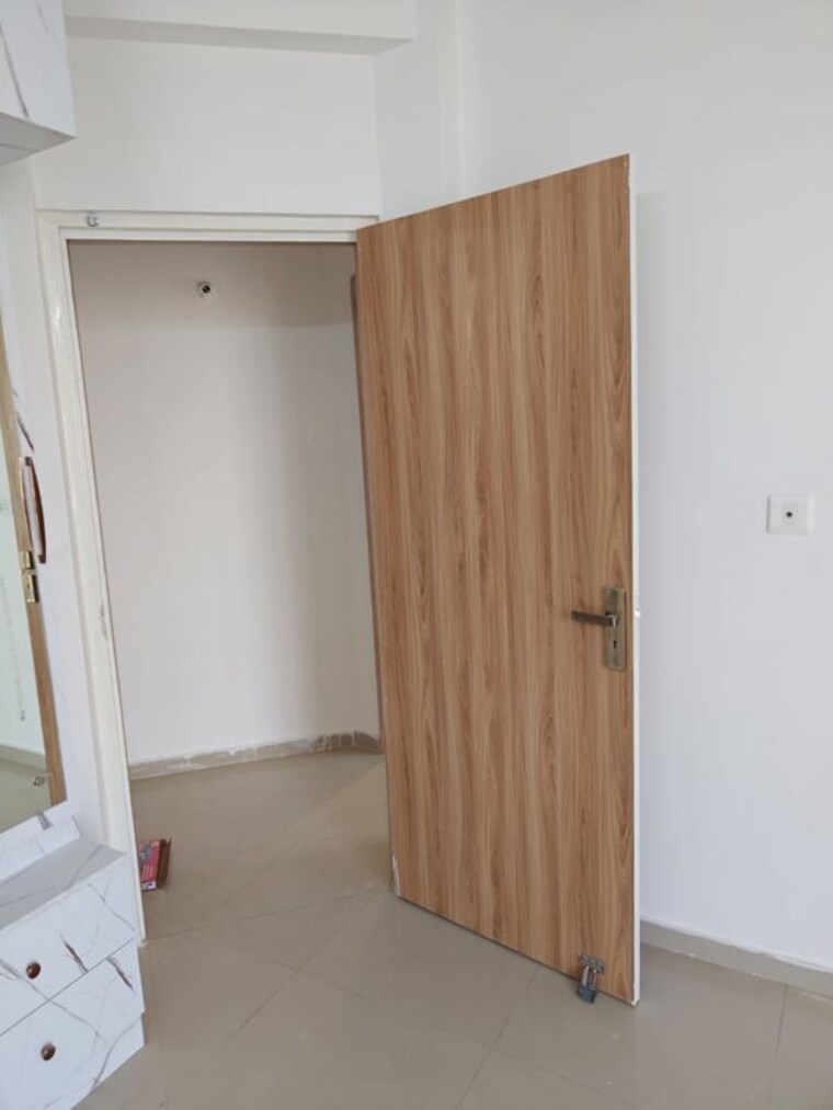 Room, pyramid-altia 3 Bedroom 742 Sq.Ft. Apartment In Sector 70 Gurgaon 9742352