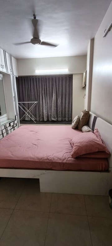 Bedroom in 2 BHK Apartment at Atlantic Apartment, Andheri West – for Rent
