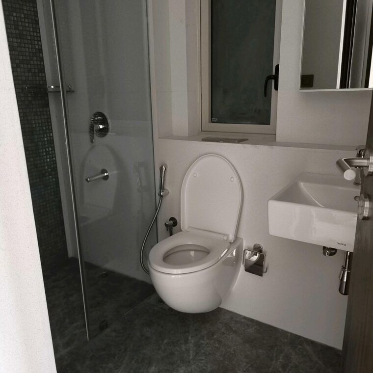 Bathroom, lodha-kiara 3 Bedroom 1350 Sq.Ft. Apartment In Kamala Mill Mumbai 9742363