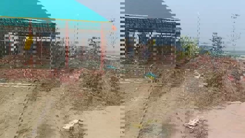 Plot For Sale in Chhatikara