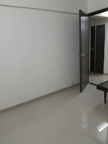 2 BHK Apartment For Rent in Tulsi Building, Borivali East