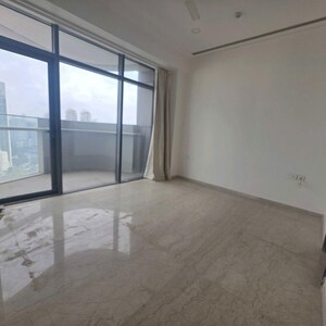 Room in 3 BHK Apartment at Omkar 1973, Century Bazar – for Rent
