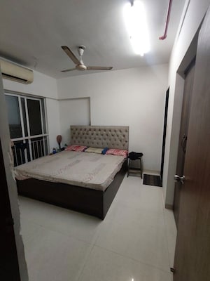 1 BHK Apartment For Sale in Vashishtha Krupa CHS, Kandivali East