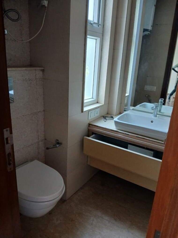 Bathroom, greater kailash i 3 Bedroom 2100 Sq.Ft. Apartment In Greater Kailash I Delhi 9742429