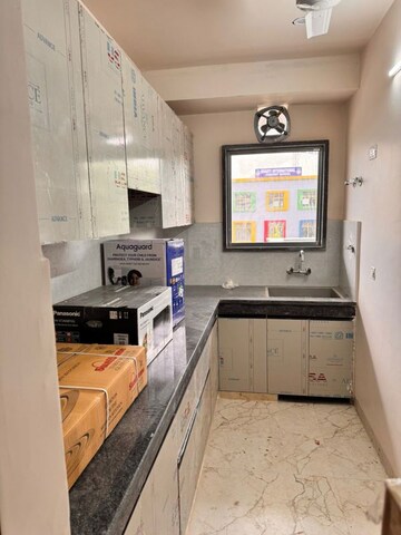 Kitchen in 1 BHK Builder Floor at Ardee City, Sector 52 – for Rent