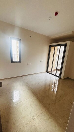 Room in 2 BHK Apartment at Vilas Javdekar Yashwin Enchante, Kharadi – for Rent