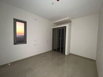 Room in 2 BHK Apartment at Vilas Javdekar Yashwin Enchante, Kharadi – for Rent