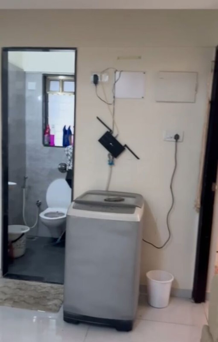 Bathroom, dgs-sheetal-krupa 1 Bedroom 399 Sq.Ft. Apartment In Goregaon East Mumbai 9742484