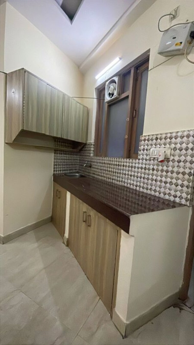 Kitchen, sector 44 1 RK 430 Sq.Ft. Builder Floor In Sector 44 Gurgaon 9742489