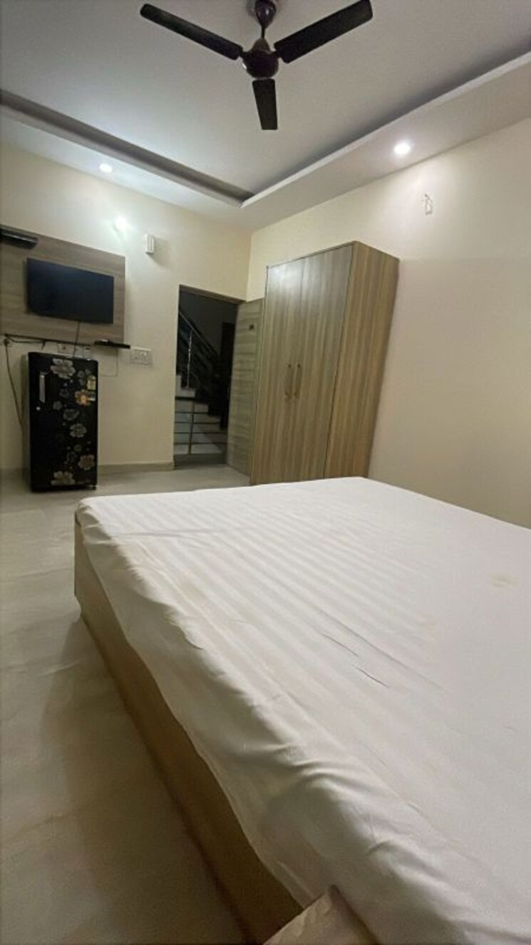 Bedroom, sector 44 1 RK 430 Sq.Ft. Builder Floor In Sector 44 Gurgaon 9742489