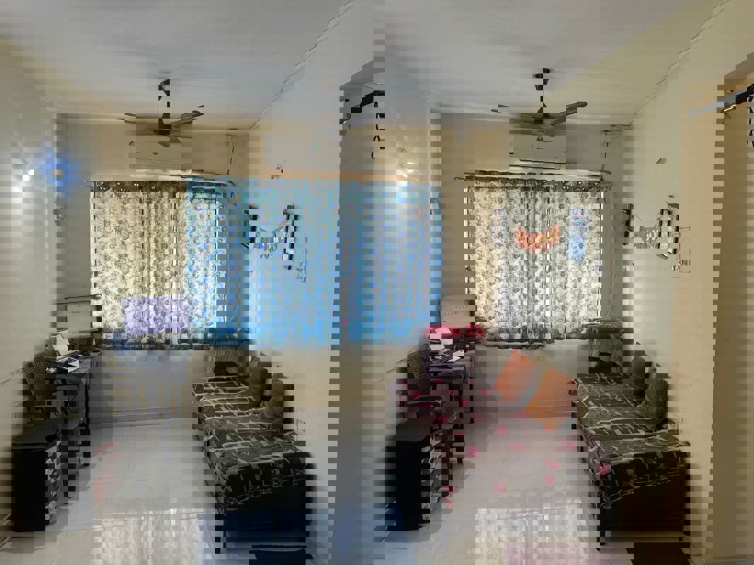 1 BHK 800 Sq.Ft. Apartment in Harileela Apartment