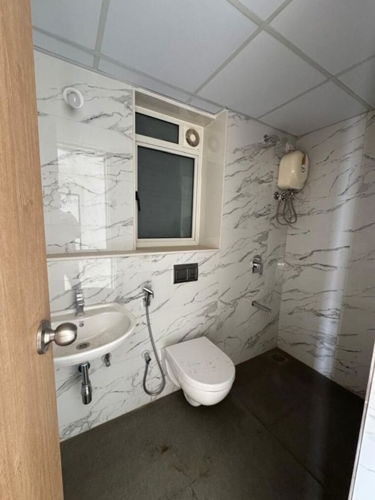 Bathroom, lodha-codename-premier 2 Bedroom 654 Sq.Ft. Apartment In Dombivli East Thane 9742505