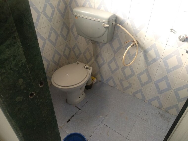 Bathroom, sahyadri-heights-anand-nagar 1 Bedroom 600 Sq.Ft. Apartment In Anand Nagar Pune 9742541