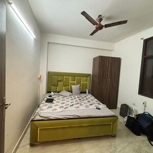 Bedroom in 1 BHK Apartment at Neb Sarai – for Rent