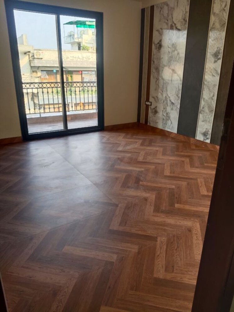 Room, ardee-city 4 Bedroom 250 Sq.Yd. Builder Floor In Sector 52 Gurgaon 9742543