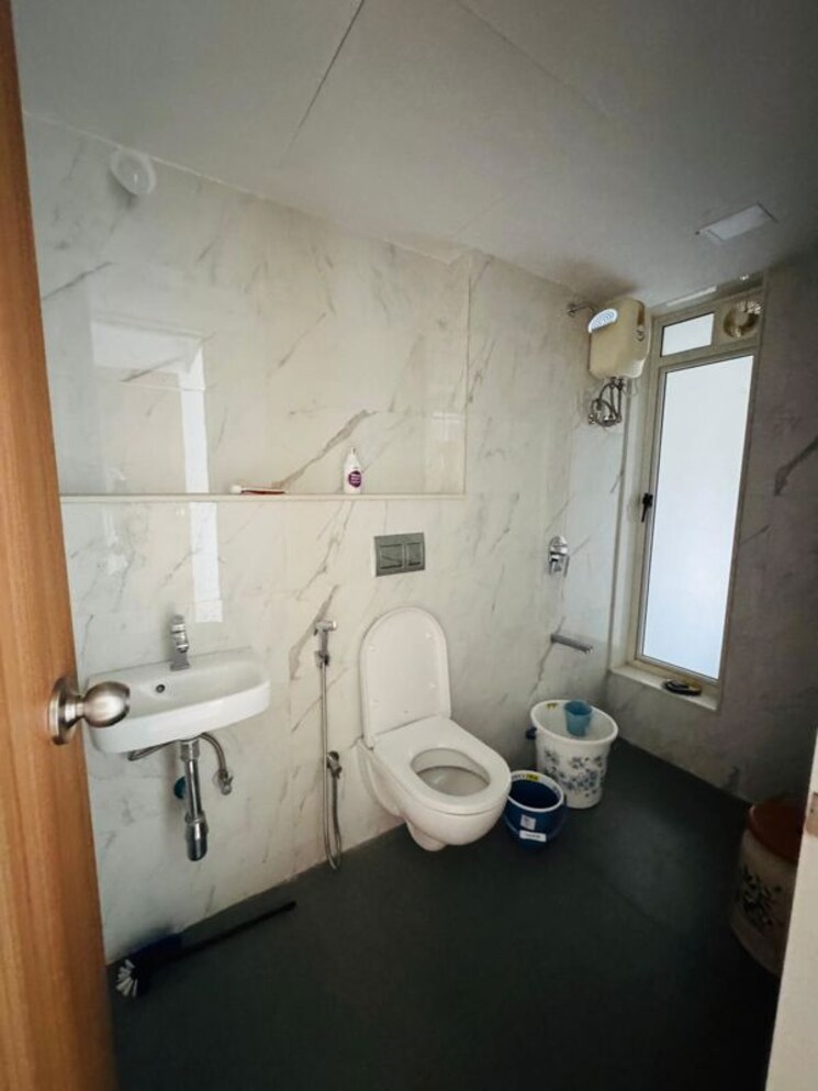 Bathroom, lodha-codename-premier 2.5 Bedroom 830 Sq.Ft. Apartment In Dombivli East Thane 9742568