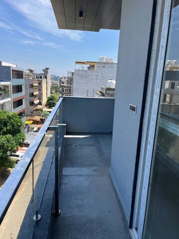 Balcony in 3 BHK Builder Floor at Ardee City, Sector 52 – for Sale