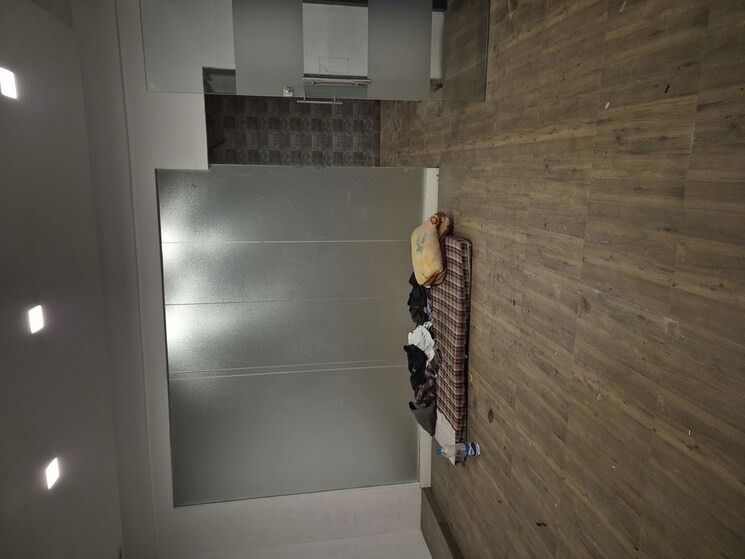 undefined, mayur vihar Commercial Office Space 850 Sq.Ft. In Mayur Vihar Delhi 9742594