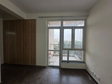 Room in 3.5 BHK Apartment at BPTP Park Elite Premium, Sector 84 – for Rent