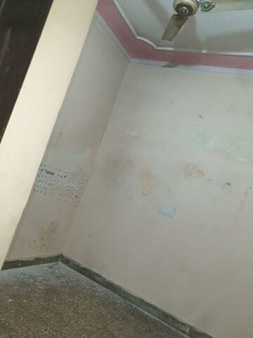 1 RK Independent House For Rent in Sector 16 A