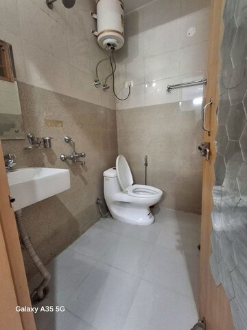 Bathroom in 1 BHK Builder Floor at The Galaxy Hotel, Sector 15 – for Rent