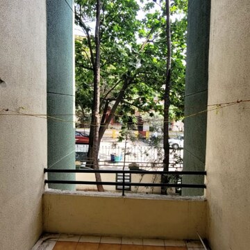 Furnished Amenities in 3 BHK Apartment at A.V.Bhat Oakwoods Apartment, Viman Nagar – for Rent