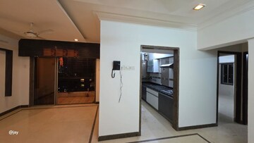 Room in 3 BHK Apartment at Regency Towers, Kavesar – for Rent