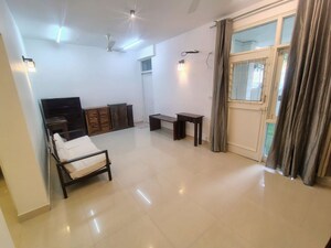Living Room in 3 BHK Builder Floor at Bharat Residency Gurgaon, Sector 15 – for Rent