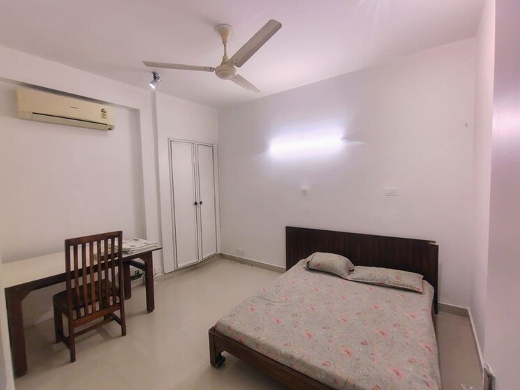 Bedroom, bharat-residency-gurgaon 3 Bedroom 1450 Sq.Ft. Builder Floor In Sector 15 Gurgaon 9742637
