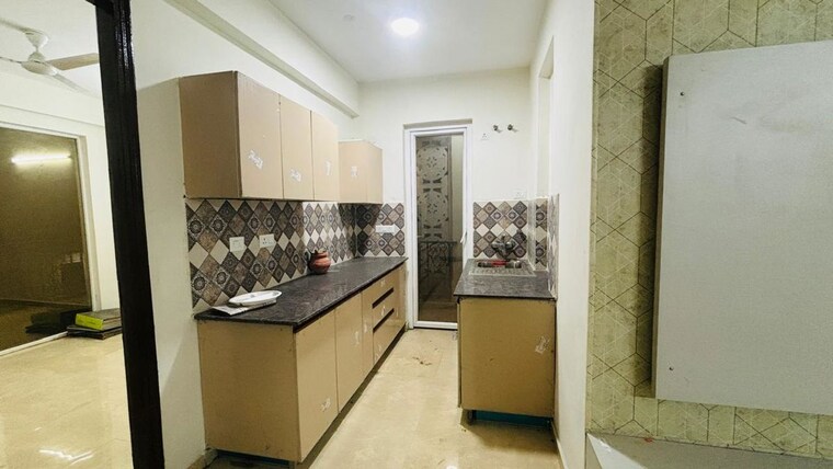 Kitchen, signature-global-park-4-and-5 3 Bedroom 1120 Sq.Ft. Builder Floor In Sohna Sector 36 Gurgaon 9742648