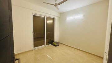 Room in 3 BHK Builder Floor at Signature Global Park 4 and 5, Sohna Sector 36 – for Rent