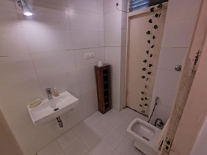 Bathroom in 2 BHK Builder Floor at The Galaxy Hotel, Sector 15 – for Rent