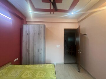 Room in 2 BHK Apartment at Hewo Apartment, Sector 15 – for Rent