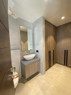 5 BHK Villa For Sale in DLF Atria