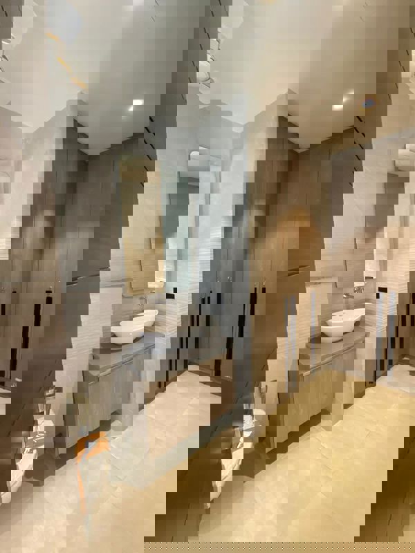 5 BHK Villa For Sale in DLF Atria