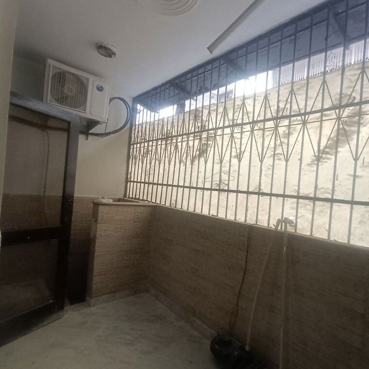 Balcony, nehru enclave 3.5 Bedroom 1800 Sq.Ft. Builder Floor In Nehru Enclave Delhi 9742728