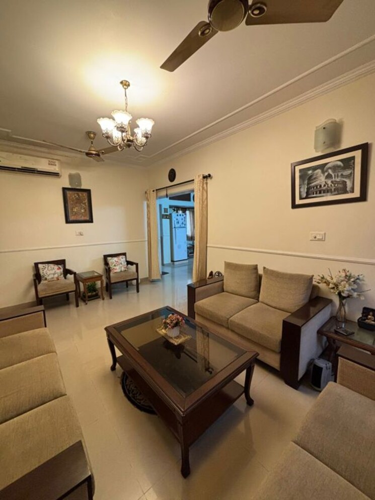 Living Room, vasant kunj 2 Bedroom 1350 Sq.Ft. Apartment In Vasant Kunj Delhi 9742729