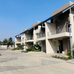 3 BHK + Pooja Room Villa For Sale in MP 64 Green Meadows