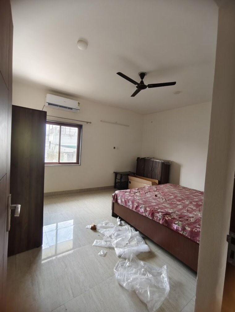 Bedroom, vasant kunj 2 Bedroom 1100 Sq.Ft. Apartment In Vasant Kunj Delhi 9742741