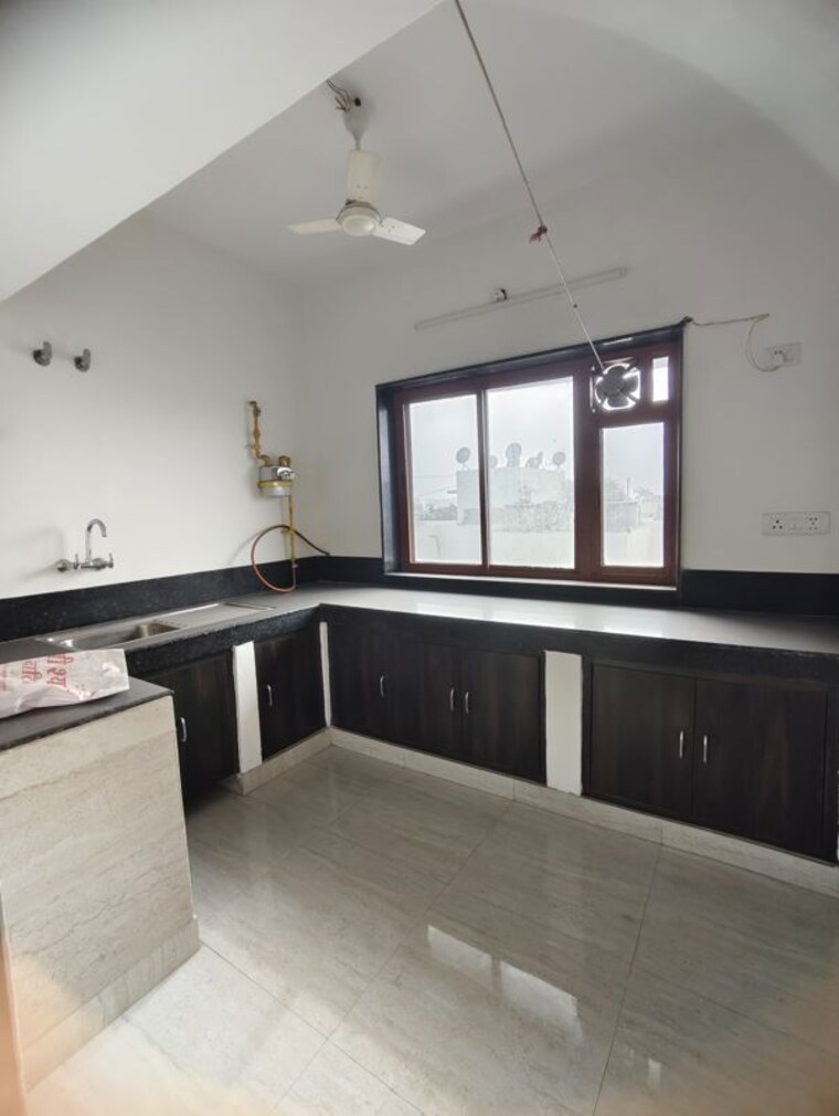 Kitchen, vasant kunj 2 Bedroom 1100 Sq.Ft. Apartment In Vasant Kunj Delhi 9742741