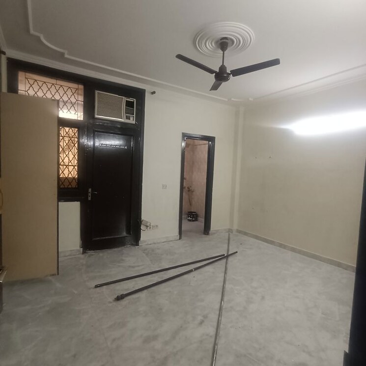 Room, nehru enclave 3.5 Bedroom 1800 Sq.Ft. Builder Floor In Nehru Enclave Delhi 9742747