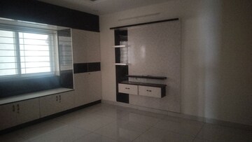 Room in 3 BHK Apartment at My Home Krishe, Financial District – for Rent